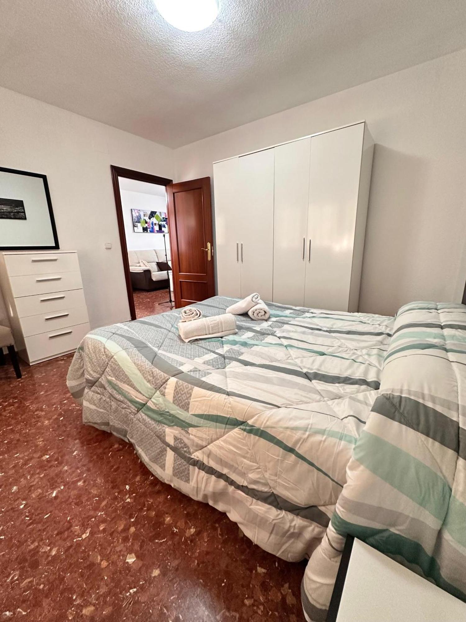 Piso Granada 3 Dormitorios Y Parking Privado المظهر الخارجي الصورة